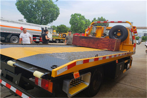 巨鹿附近拖车电话号码服务